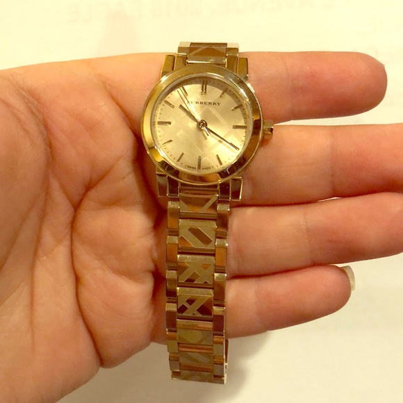 Burberry Rose Gold Watch - Picture 1 of 5